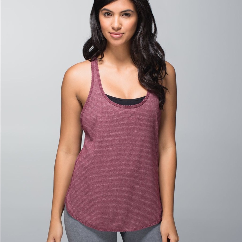 Lululemon 105 F Singlet in Heathered Rust Berry